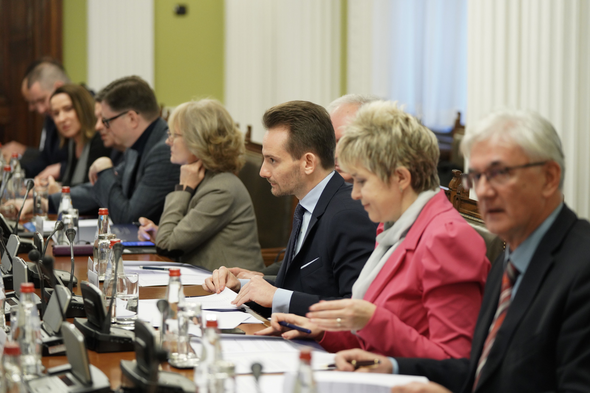 Završene konsultacije u Skupštini: Srbija protiv nasilja i NADA odbile da učestvuju FOTO/VIDEO