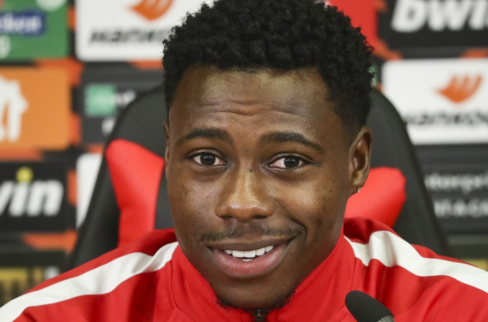 Uhapšen Kvinsi Promes