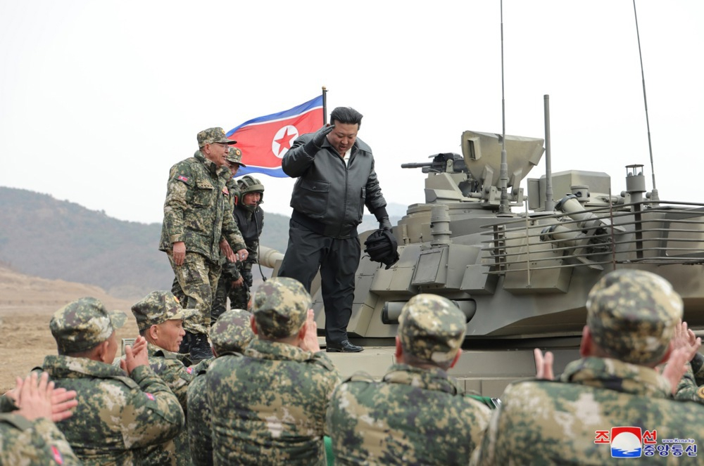 Kim Džong Un sve gledao; Otkriveno šta je lansirano