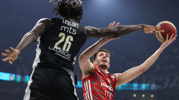 Petrušev čeka Lesora – PAO posle 20 godina trenirao u Pireju