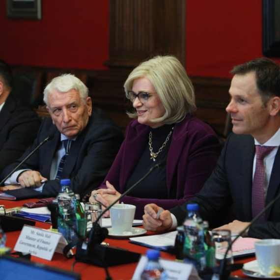 Počeli zvanični razgovori misije MMF s delegacijom Srbije