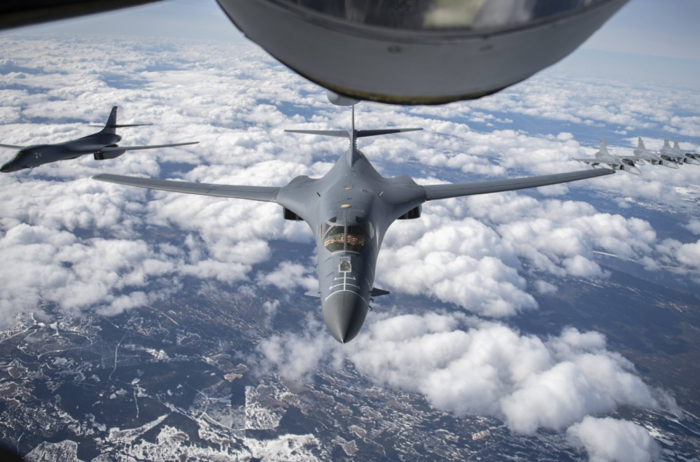 Totalno razaranje – Amerikanci bombarduju