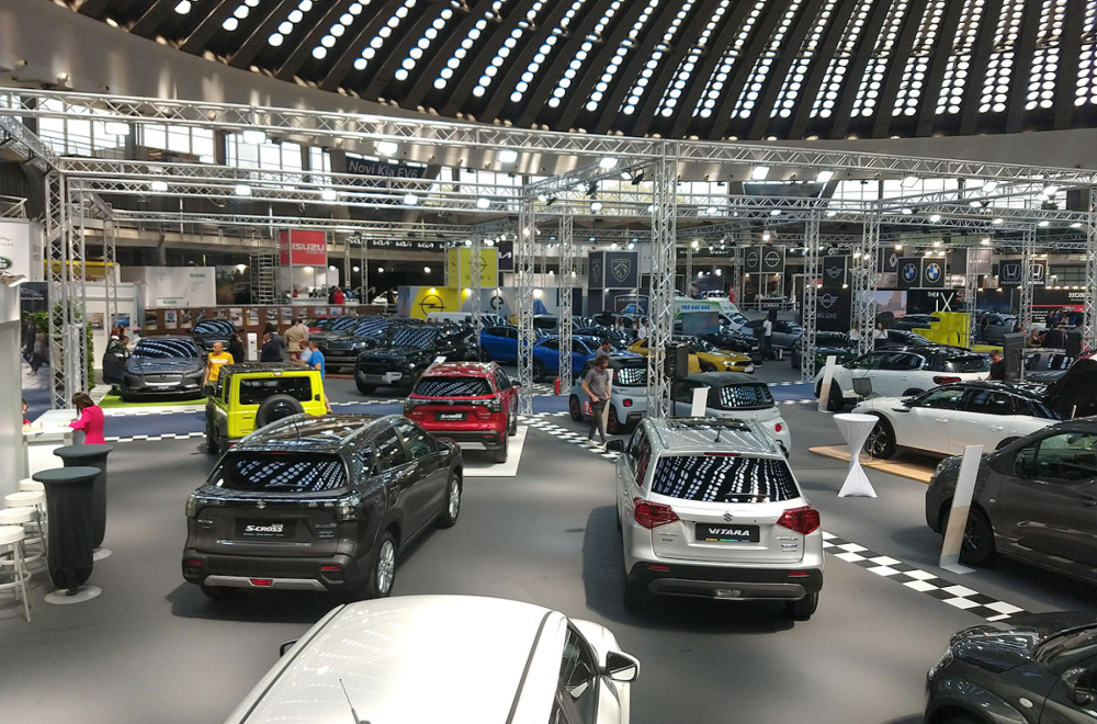 Na sajmu automobila i motocikala 280 izlagača i skoro 100 premijera