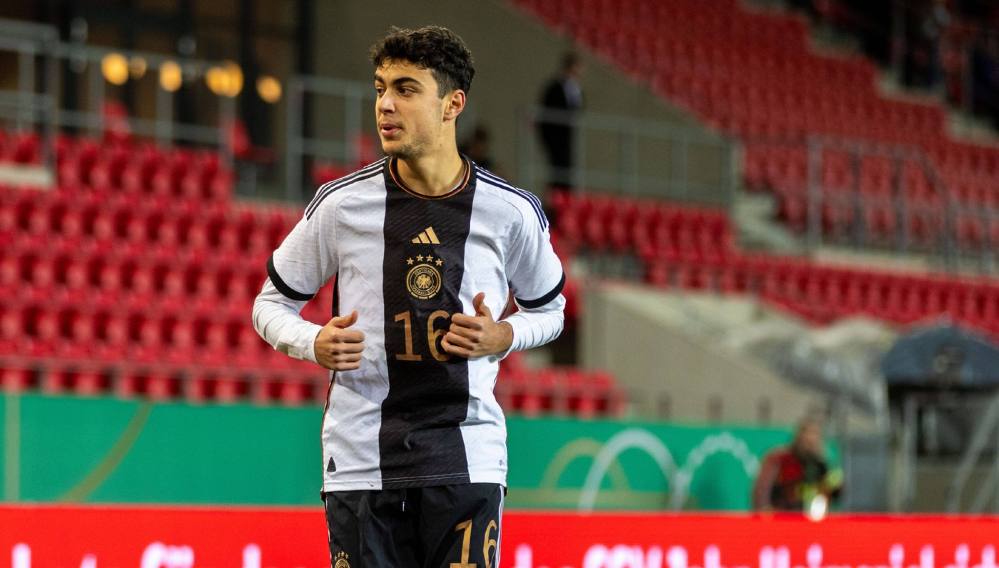 Pavlović se oglasio: Morao sam – nije protiv Srbije