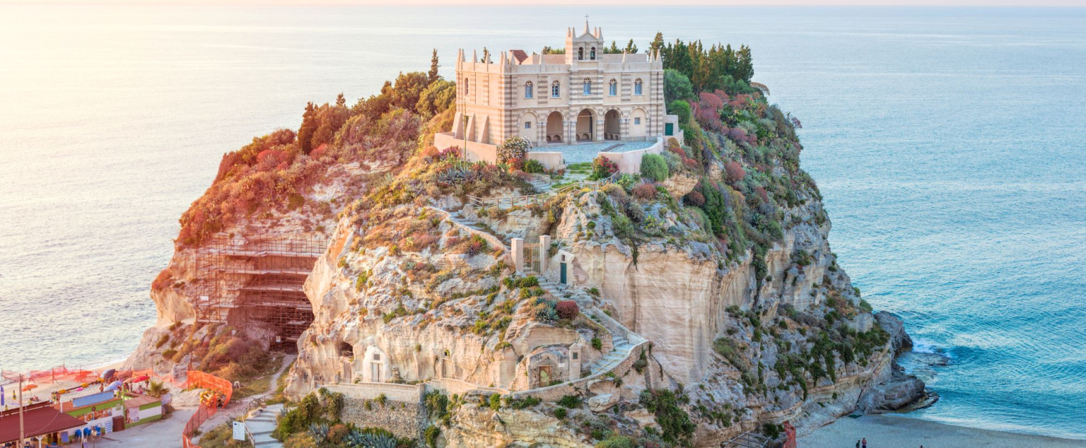 U najlepšem malom gradu u Italiji svi hrle da probaju "smrdljivi sladoled" VIDEO