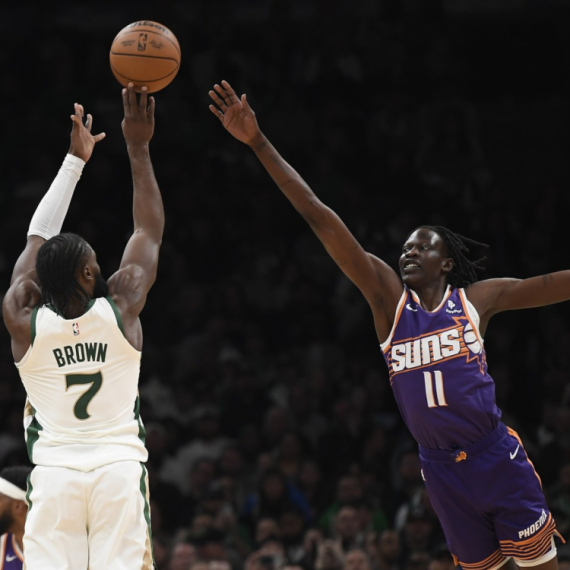 Braun dominirao u "sudaru zvezda" – Nurkić je skok-mašina VIDEO