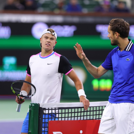 Medvedev: Poludeo sam, nisam video da mi se Rune izvinio VIDEO