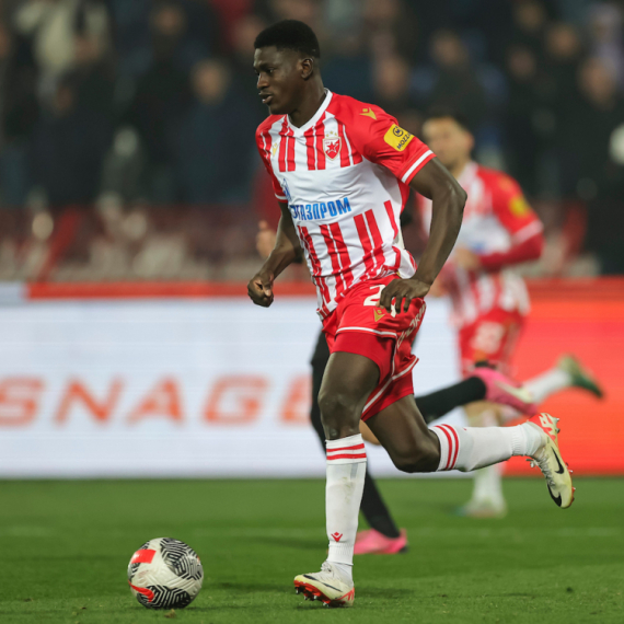 Điga na izlaznim vratima Zvezde – stigla unosna ponuda za defanzivca