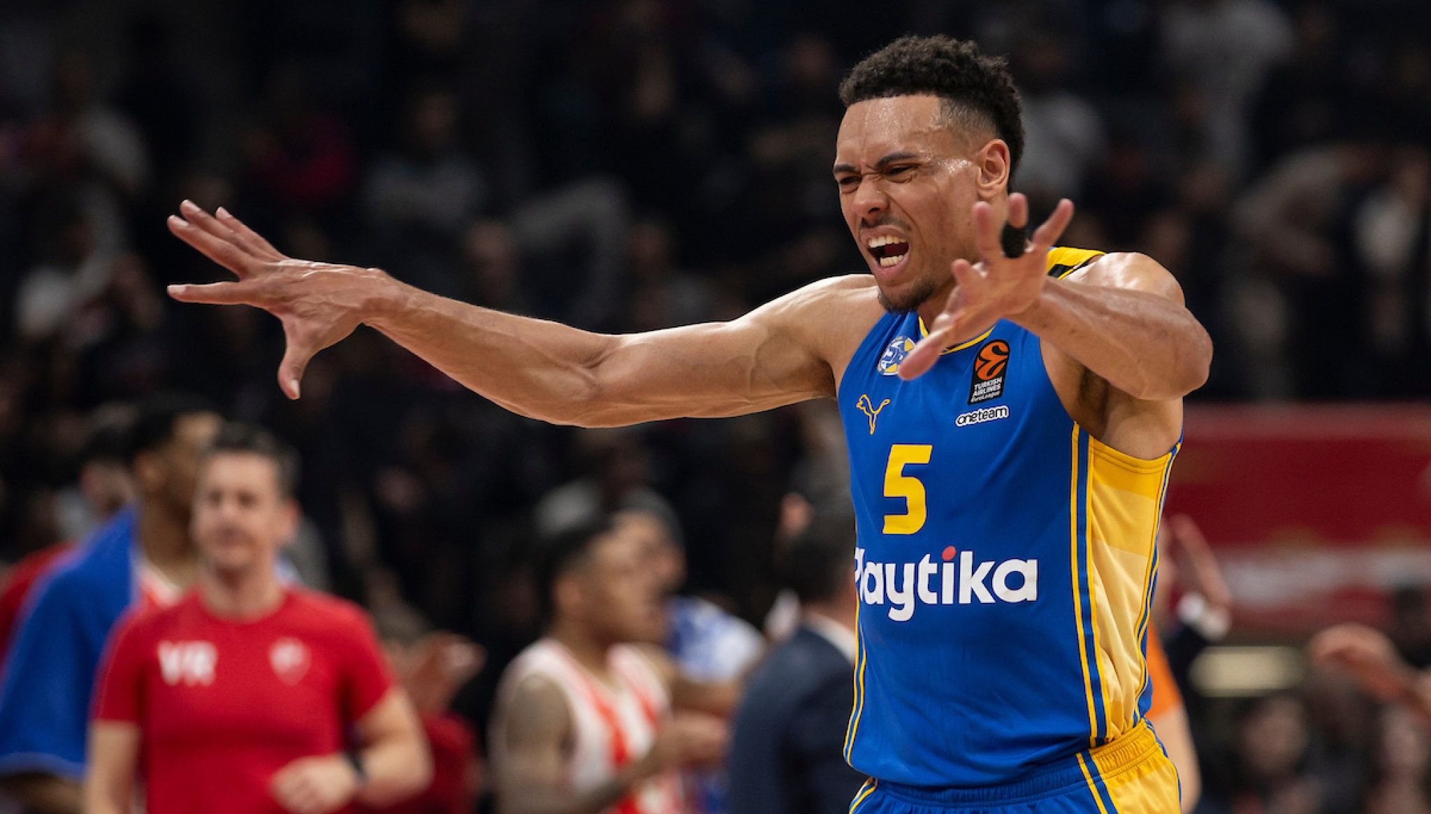 "Teško je igrati u ekipi kao što je Zvezda"