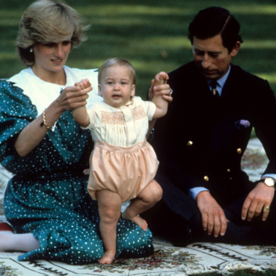 "Od Dajaninog prvenca do Kamilinog sina": Zašto princ Vilijam više nije miljenik Britanaca? FOTO