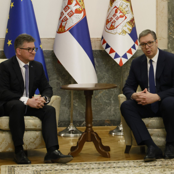 Vučić sa Lajčakom: Razgovarali smo o situaciji na KiM i nepodnošljivim uslovima za život našeg naroda FOTO