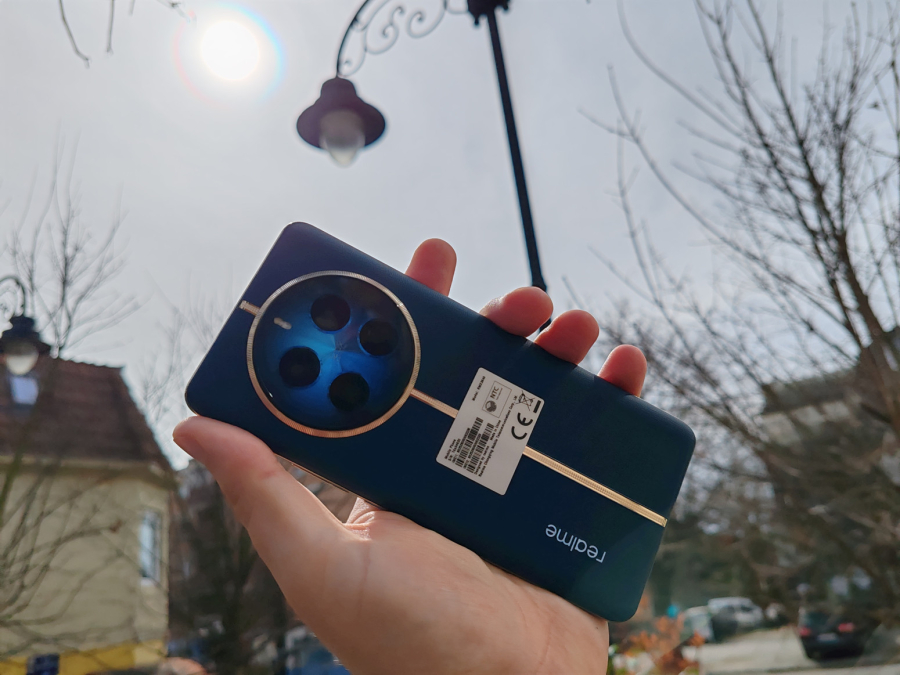 Predstavljeni realme 12 Pro i 12 Pro+: Donose moćnu periskop telefoto kameru u klasu