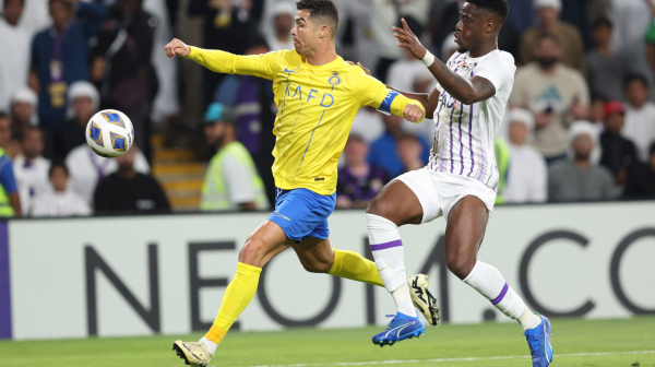 Ronaldov osmi gol iz penala – Mitrović na "-3" od Portugalca