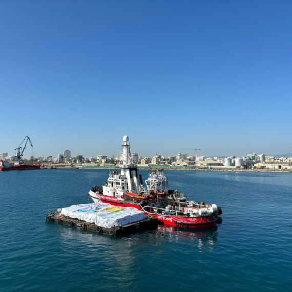 Prvi brod s humanitarnom pomoći stigao u Gazu: Istovareno 200 tona hrane