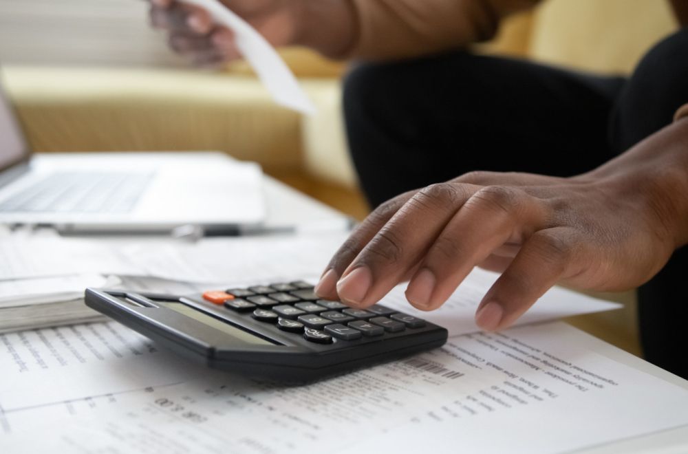 Ko će prvi smanjiti kamatne stope i kada?