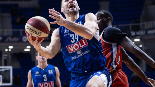 Deseta uzastopna pobeda Budućnosti – "crta" se meč odluke sa Partizanom