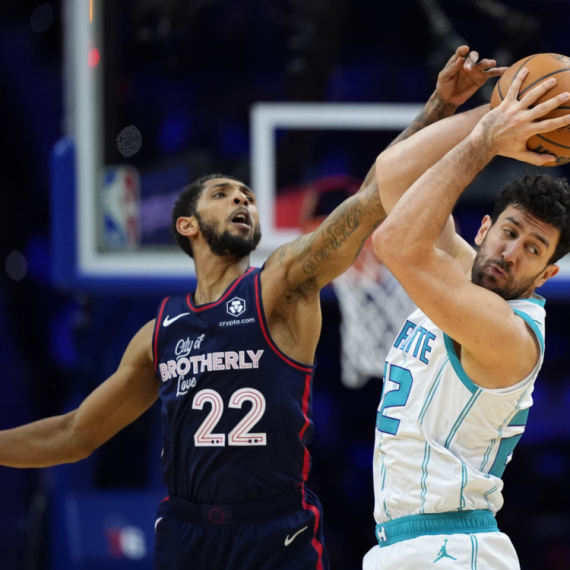 Micić dvocifren, ali neefikasan – novi poraz Šarlota