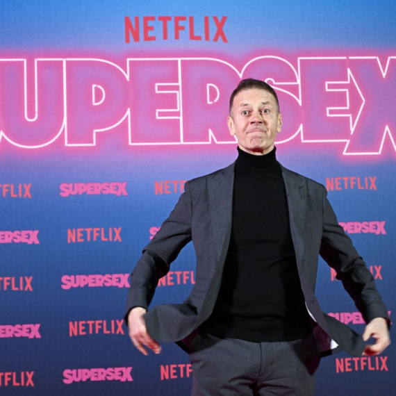 Gledaoci užasnuti i zgroženi: Otkazuju Netfliks zbog nove eksplicitne serije VIDEO