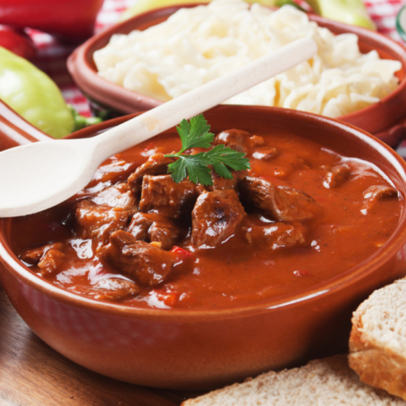 Tri cake za najsočniji gulaš, ovo vam do sada niko nije otkrio