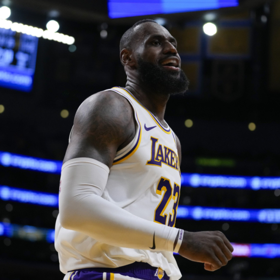 Lebron Džejms: Zdravlje mi je ispred trke za plej-of