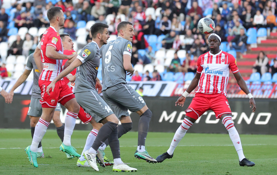 Zvezda petardom iskoristila kiks Partizana i otišla na +4!