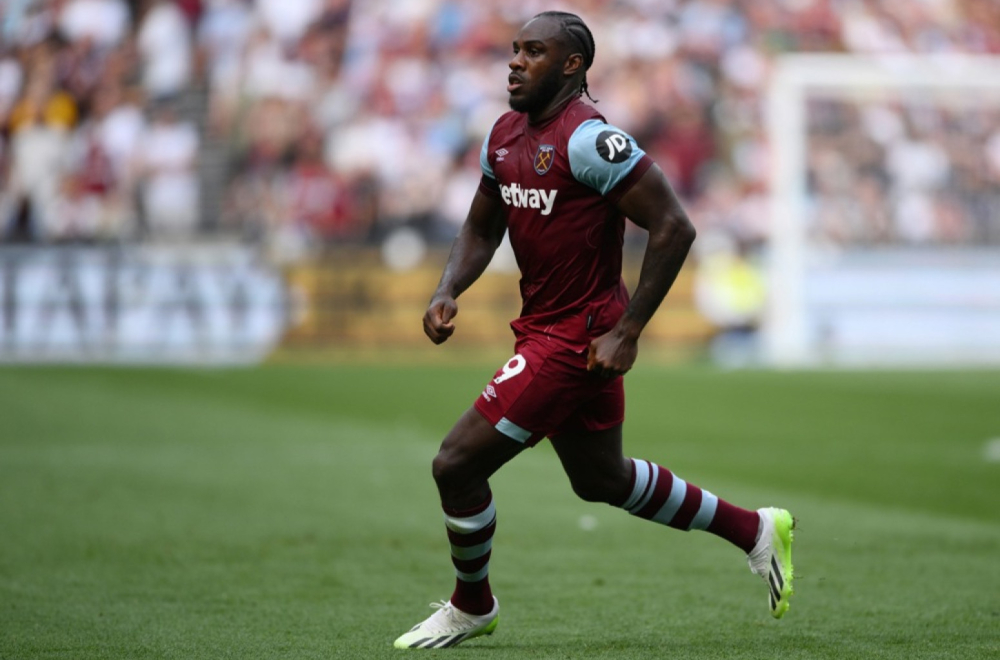 VAR spasio Aston Vilu – podela bodova u Londonu