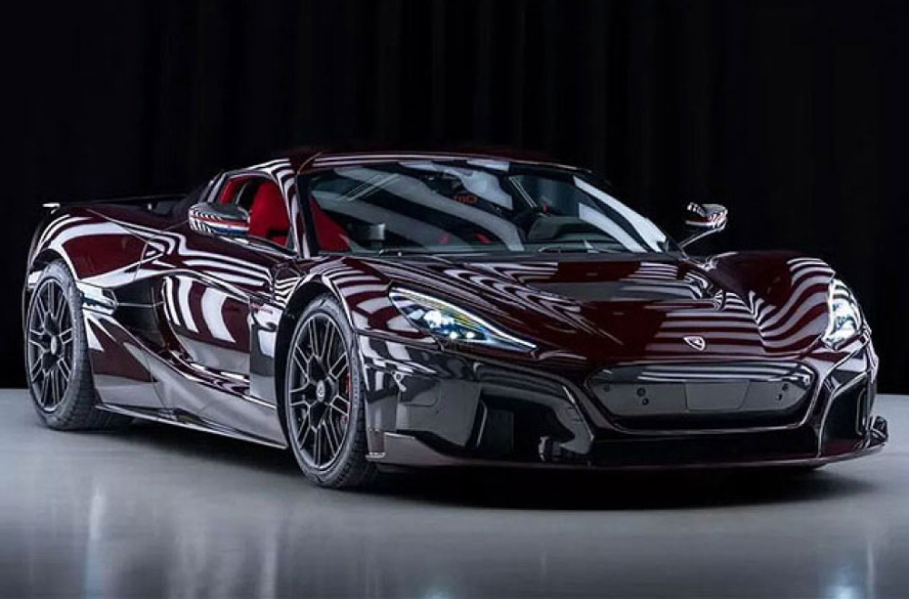 Rimac se pohvalio sopstvenom Neverom: Retrovizore krasi hrvatska zastava FOTO