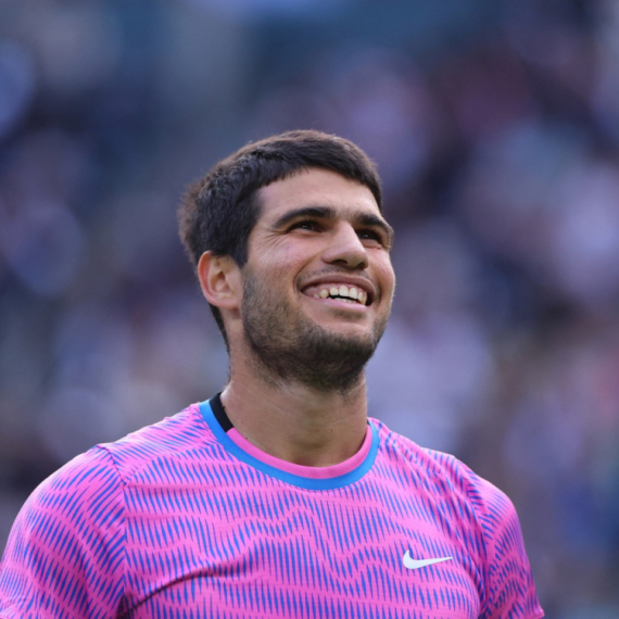 Alkarasov "het-trik": Pčele, kiša, pa alarm VIDEO