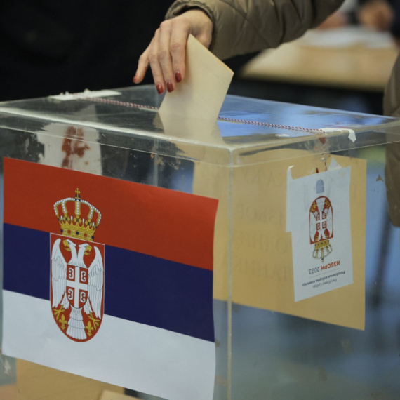 Vučić o izborima: "Mnogo moramo da radimo, i zato pozivam ljude da podrže liste 'Srbija sutra'"