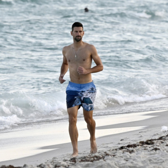 Novak Đoković na plaži, evo gde uživa srpski teniser FOTO