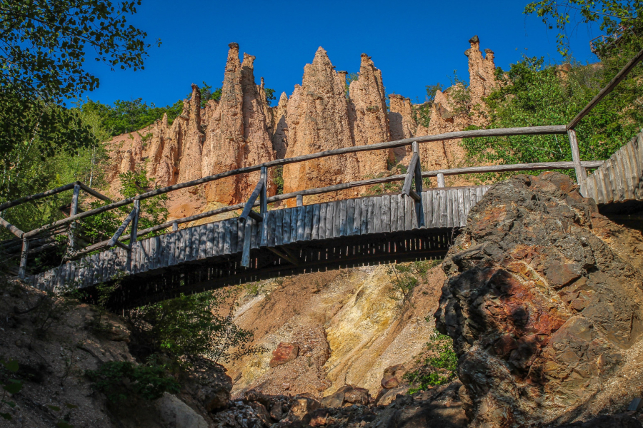 Šta videti u Srbiji: Vodič kroz najlepše gradove, planine i banje FOTO