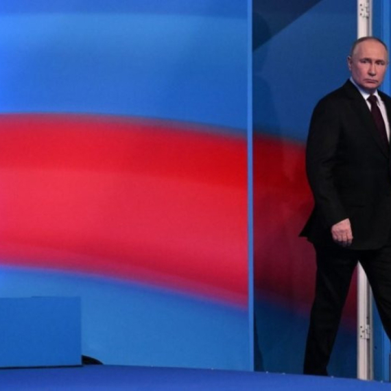 Rusija i politika: Putinov peti mandat će verovatno biti kao i prethodni, samo čvršći, ocenjuje BBC urednik