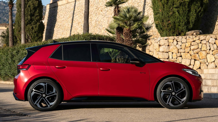 Prvi Volkswagenov električni hot hatch ima 326 KS! FOTO/VIDEO