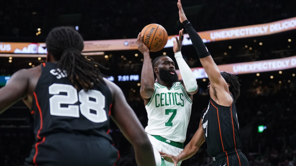 Boston ne staje, 31 poen Brauna u pobedi nad Pistonsima VIDEO