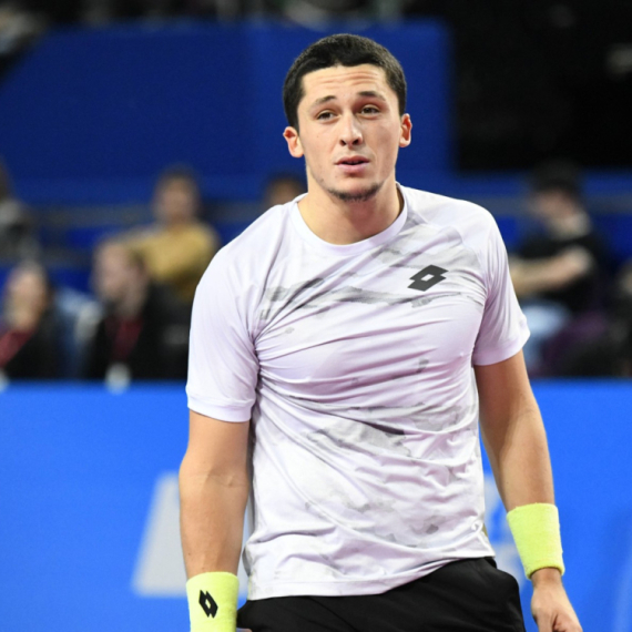 Majo: Prestanite da šaljete poruke mržnje