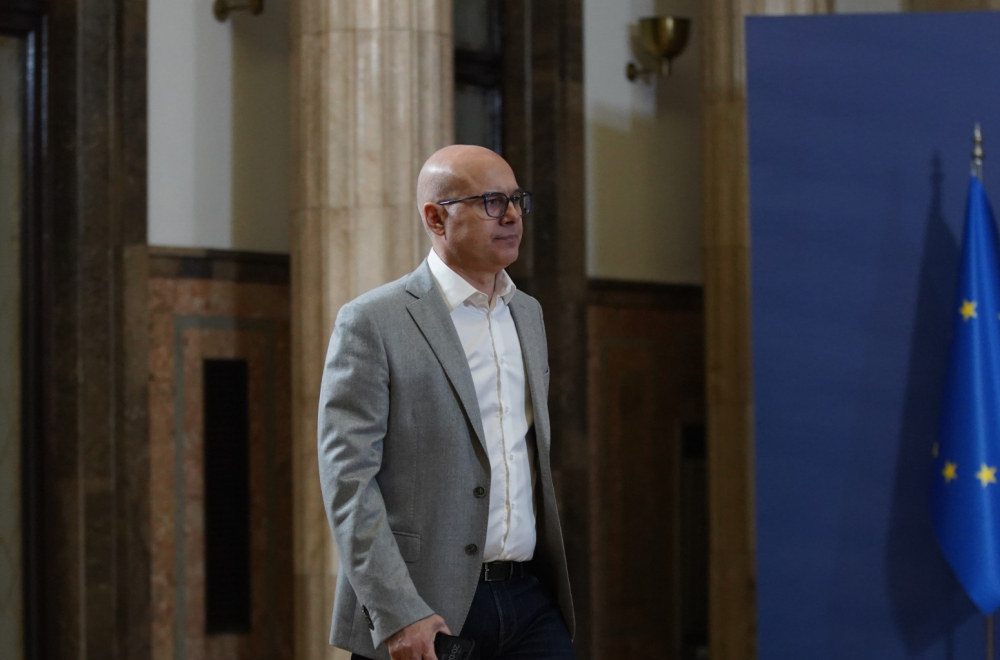 Vučević: Osuđujem gnusno nasilje koalicije "Srbija protiv nasilja" nad Radenovićem