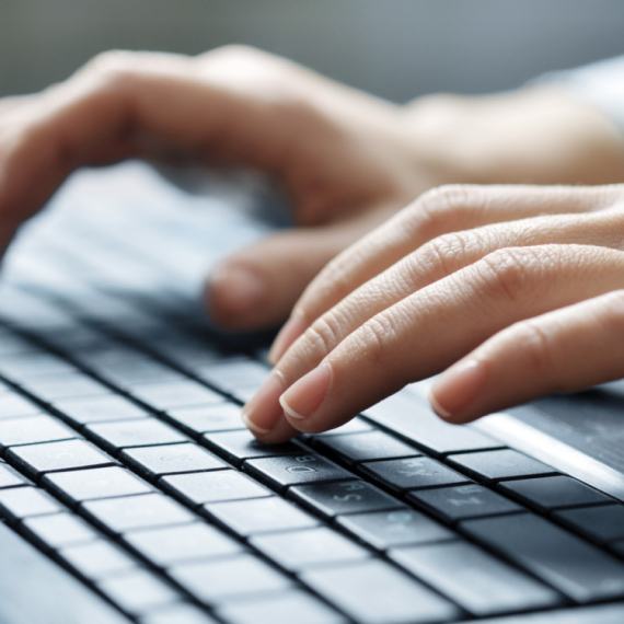 Hakeri mogu da iskoriste zvuk kucanja na tastaturi za krađu lozinki