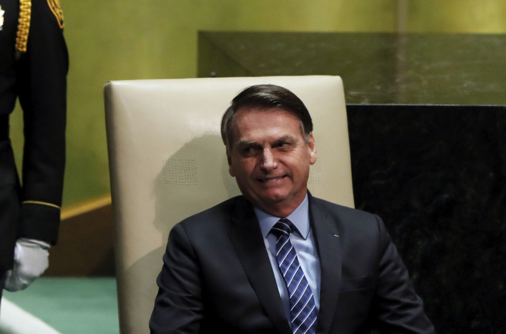 Bivši predsednik optužen za falsifikovanje kovid potvrde