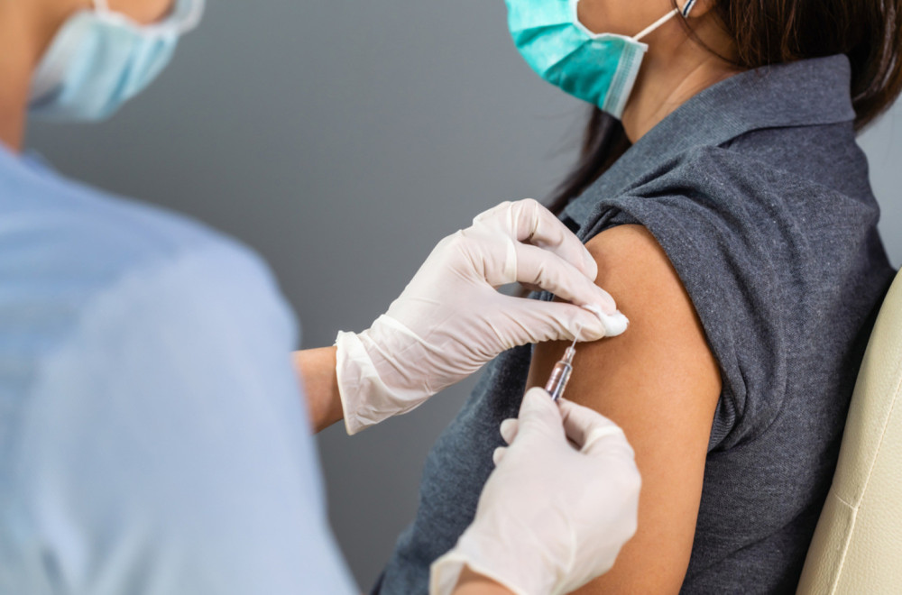 Vakcina protiv korone smanjuje rizik od pojave ovih bolesti