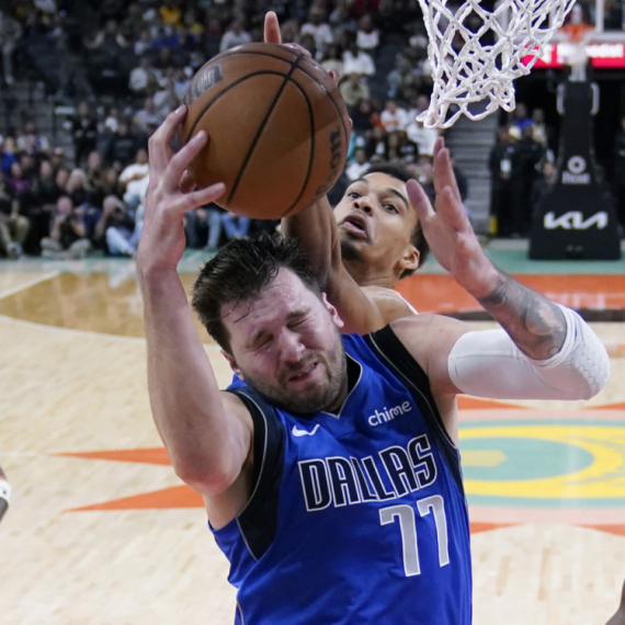 Dončić "divljao" do tripl-dabla VIDEO