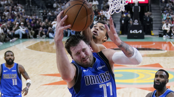 Dončić "divljao" do tripl-dabla VIDEO