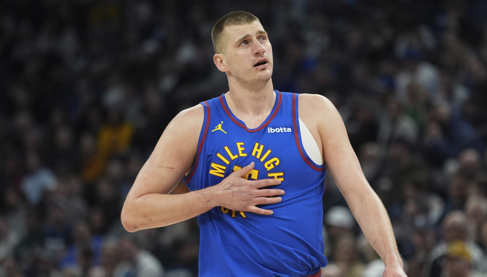 Jokić se smejao Edvardsu u lice VIDEO