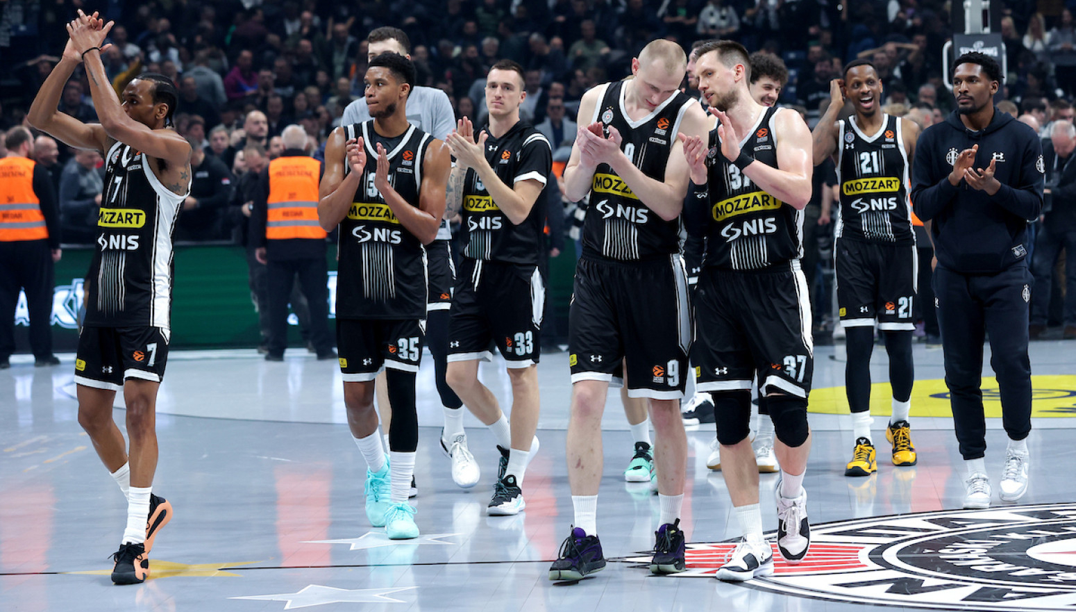 Partizanova borba za plej-in – raspored crno-belih i konkurencije