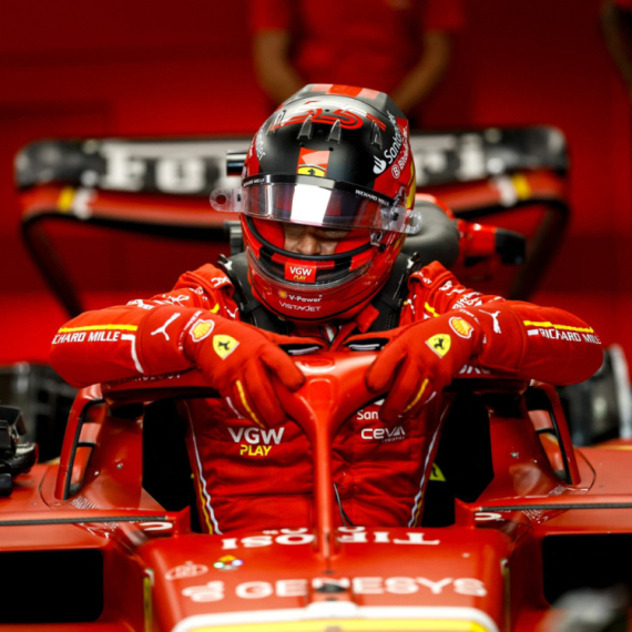 Sajns spreman za Australiju