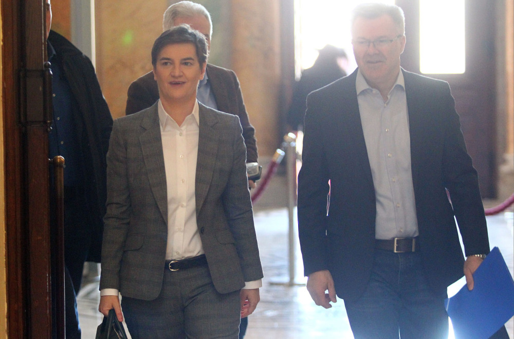 Ana Brnabić je na čelu Narodne skupštine: Nakon vođenja vlade ima novi izazov