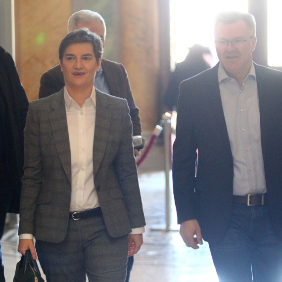 Ana Brnabić je na čelu Narodne skupštine: Nakon vođenja vlade ima novi izazov