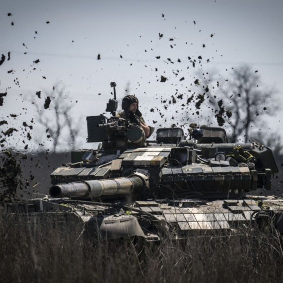 Ukrajinac ukrao tenk, pa se predao Rusima VIDEO