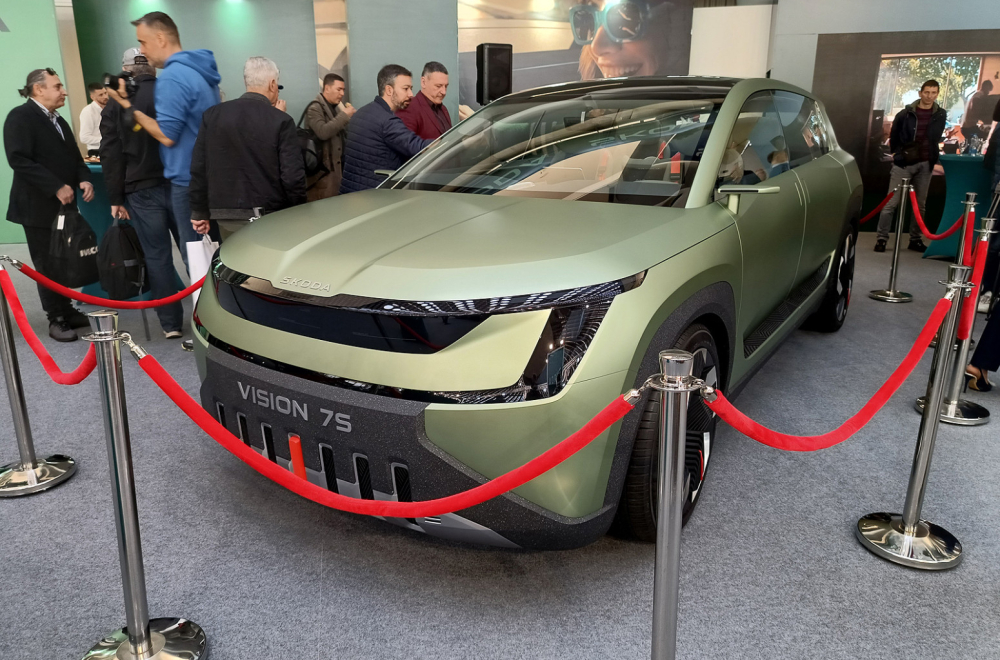 Škodin skok u budućnost u hali 1 FOTO