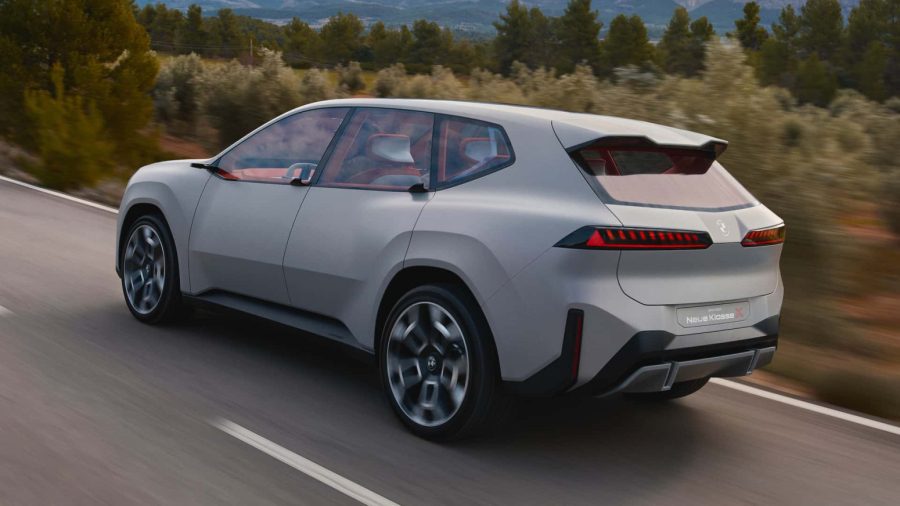 Povratak klasičnih bubrega: Otkriven dizajn novog BMW-a FOTO