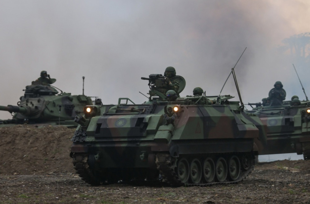 Potvrđeno: Vojna baza "opkoljena"; NATO u opasnosti